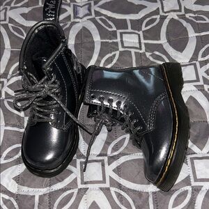 Dr. Martens Shiny Black Kids Boots